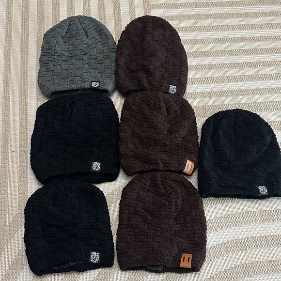 NWOT bundle lot 7 men’s boutique beanies - Picture 1 of 5